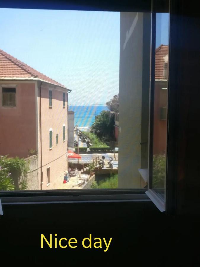 House Of Fly With Sea View, Front The Beach ซาโวนา ภายนอก รูปภาพ