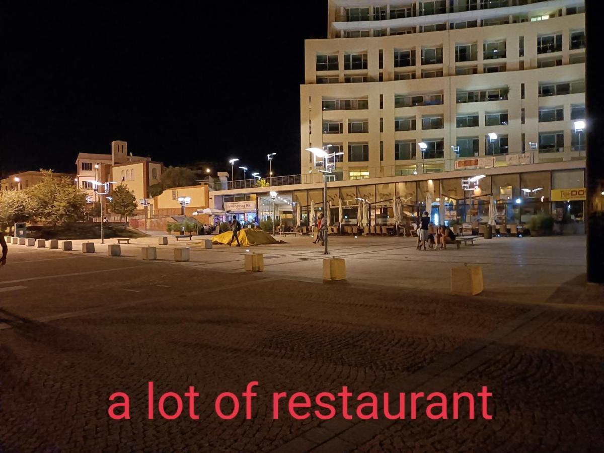 House Of Fly With Sea View, Front The Beach ซาโวนา ภายนอก รูปภาพ